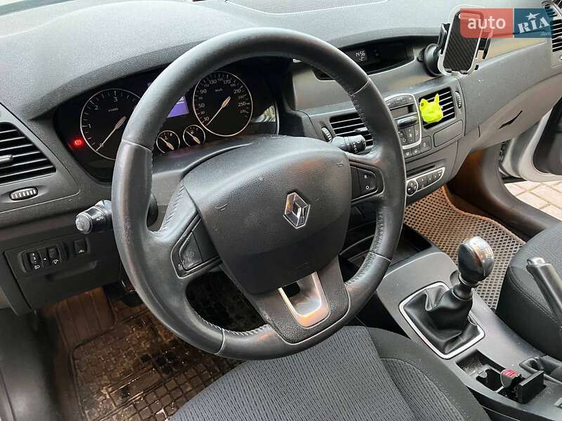 Ліфтбек Renault Laguna 2007 в Івано-Франківську