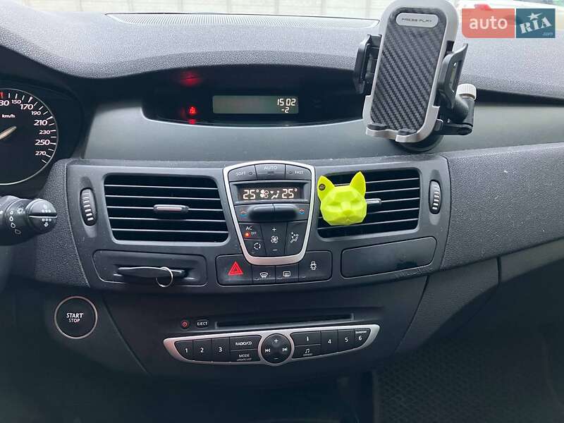 Ліфтбек Renault Laguna 2007 в Івано-Франківську