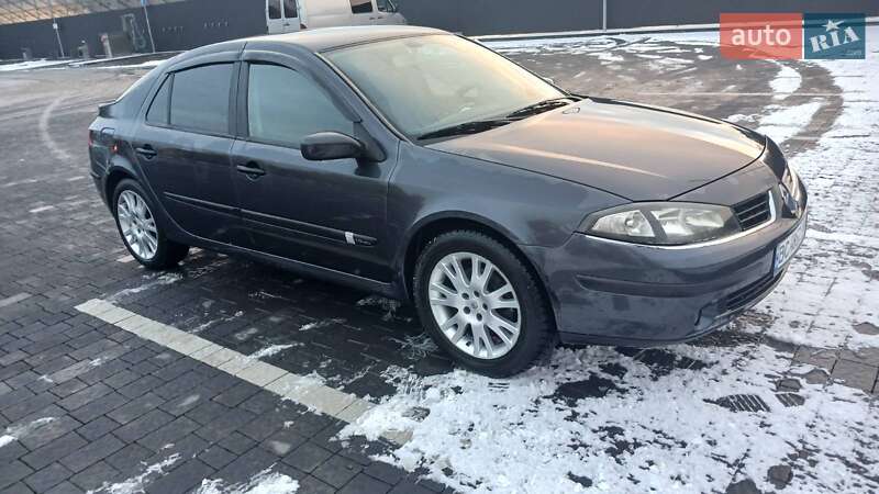 Лифтбек Renault Laguna 2005 в Самборе