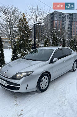 Ліфтбек Renault Laguna 2010 в Ужгороді