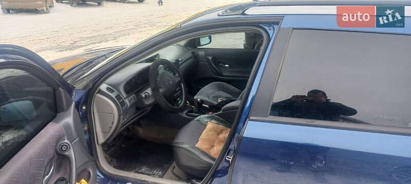 Универсал Renault Laguna 2002 в Львове