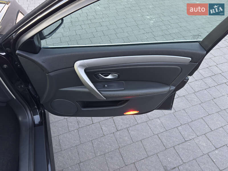 Универсал Renault Laguna 2011 в Стрые фото 62 Универсал Renault Laguna 2011 в Стрые