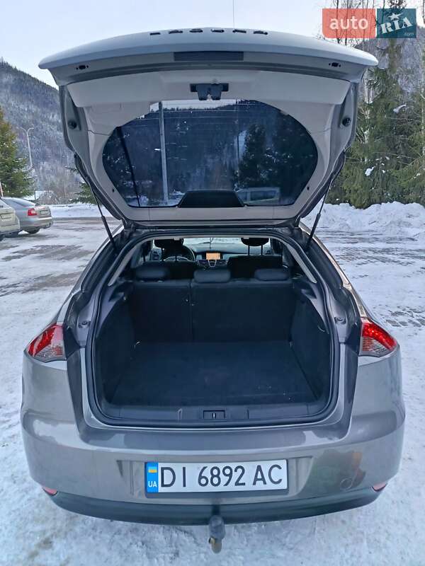 Лифтбек Renault Laguna 2008 в Сколе