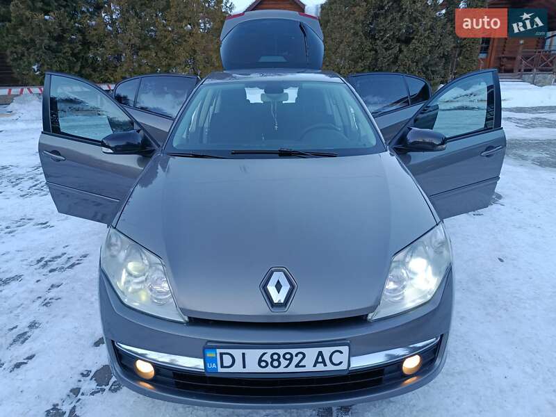 Лифтбек Renault Laguna 2008 в Сколе