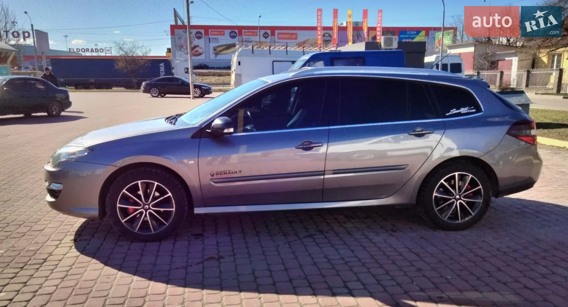 2012 Renault Laguna - мініатюра 41