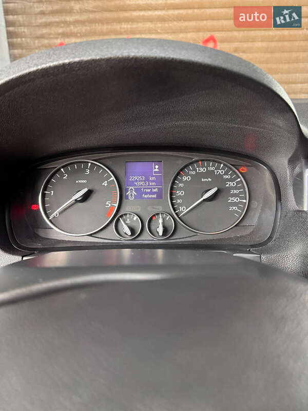 Универсал Renault Laguna 2010 в Киеве фото 3 Универсал Renault Laguna 2010 в Киеве