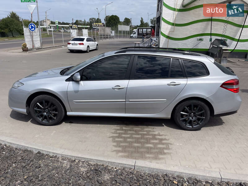 Универсал Renault Laguna 2008 в Нововолынске