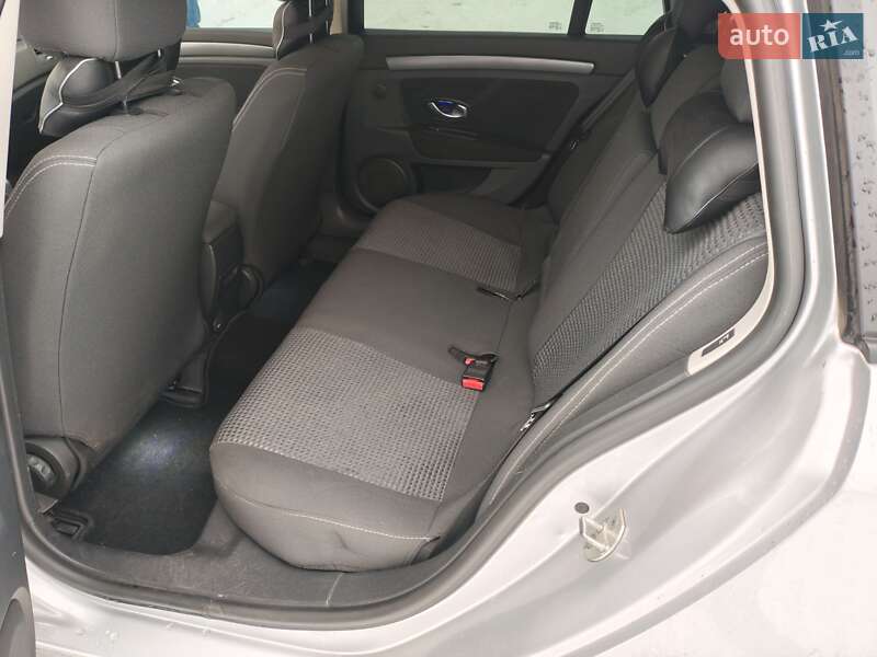 Универсал Renault Laguna 2008 в Корсуне-Шевченковском