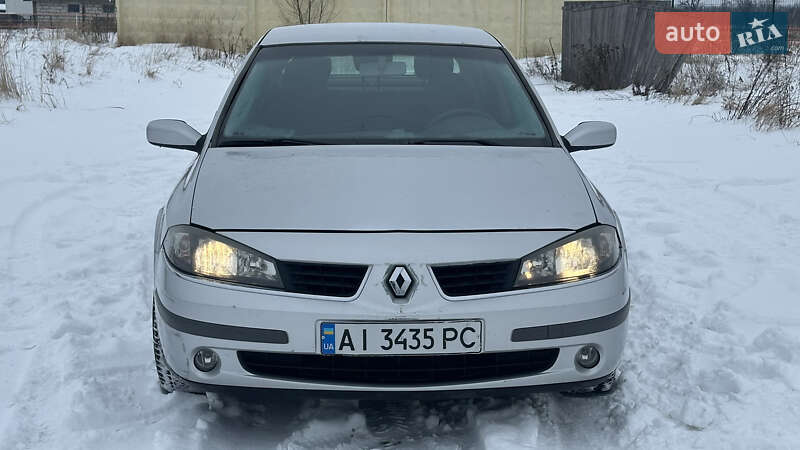 Ліфтбек Renault Laguna 2005 в Києві фото 5 Ліфтбек Renault Laguna 2005 в Києві