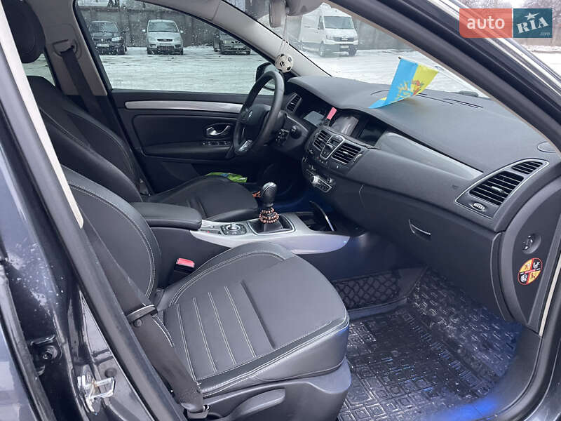 Универсал Renault Laguna 2011 в Лубнах