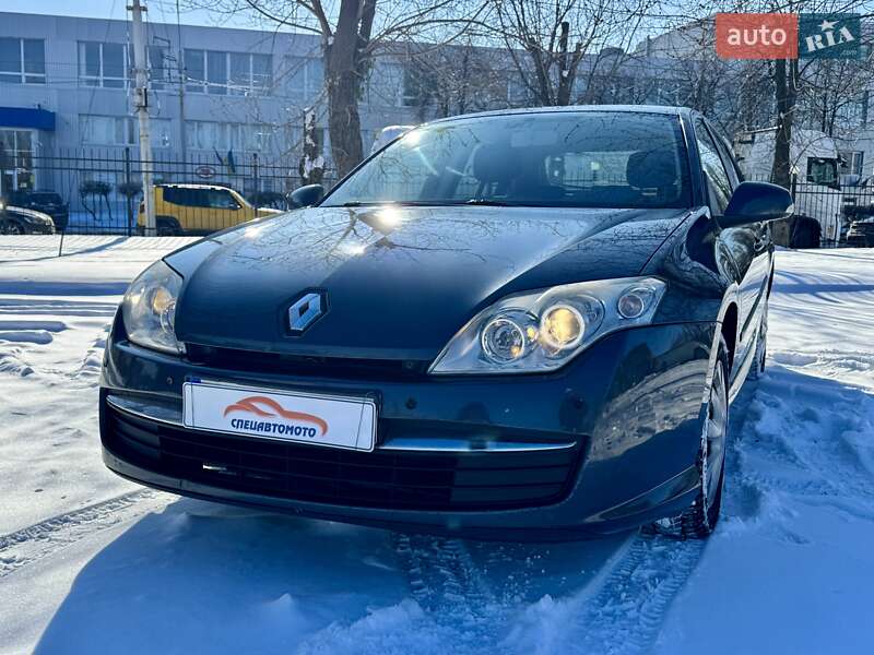 Лифтбек Renault Laguna 2010 в Киеве