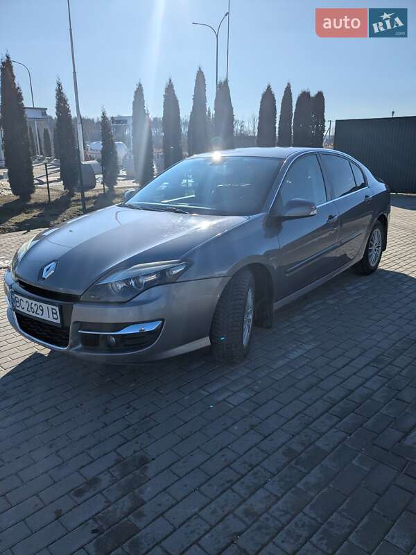 Ліфтбек Renault Laguna 2011 в Львові
