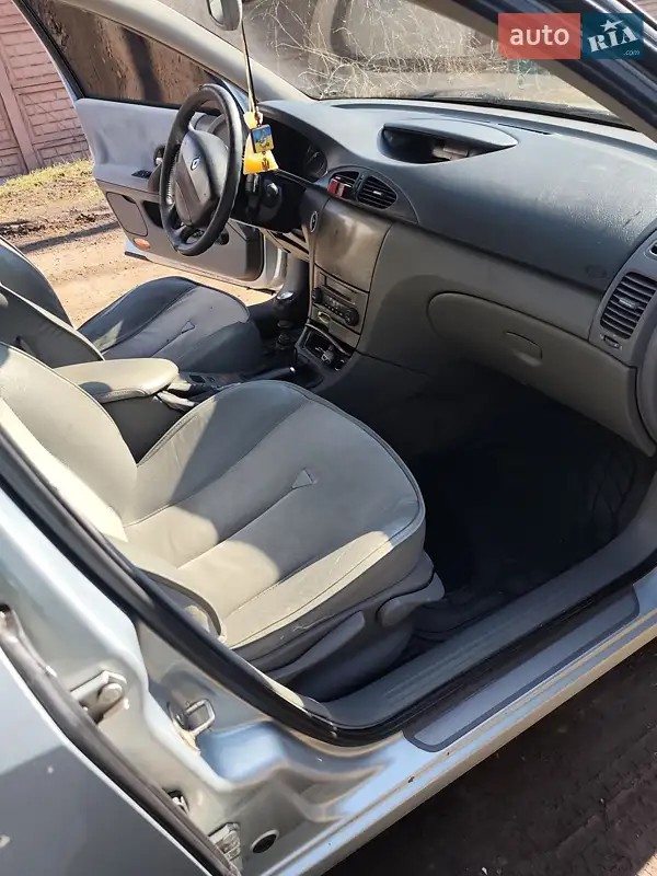 Renault Laguna 2003 VIN VF1KG0G0628699486 фото оголошення 9 з 57