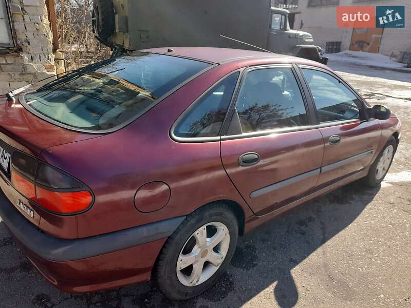 Лифтбек Renault Laguna 1995 в Ровно