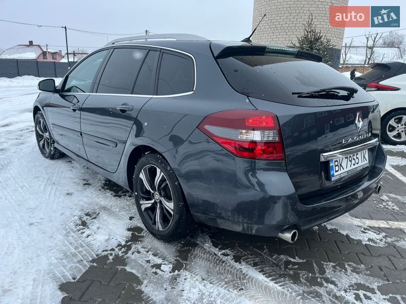Универсал Renault Laguna 2014 в Дубно