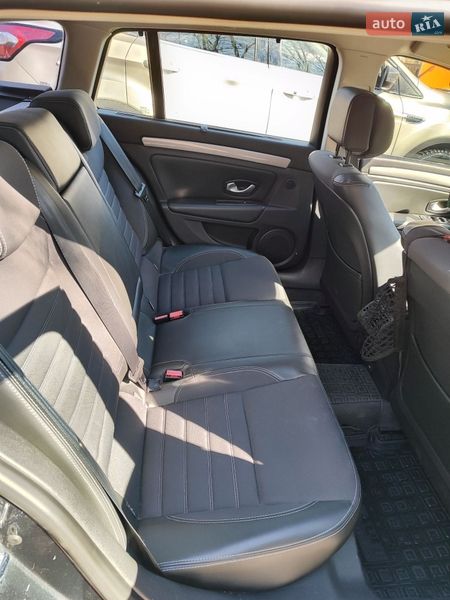 Універсал Renault Laguna 2010 в Полтаві