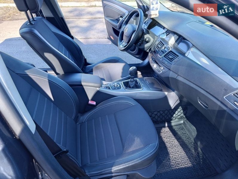 Універсал Renault Laguna 2011 в Черкасах