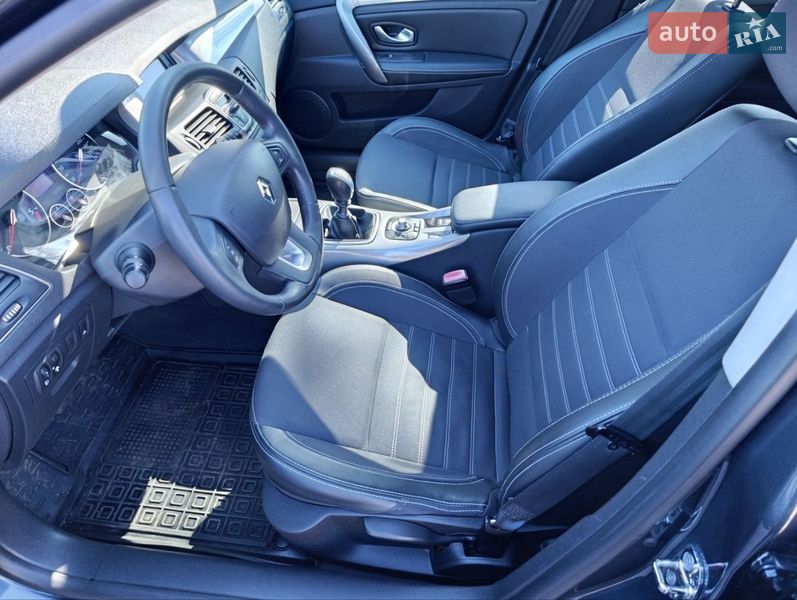 Універсал Renault Laguna 2011 в Черкасах