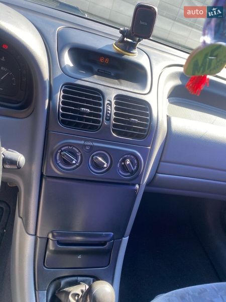 Лифтбек Renault Laguna 1996 в Хмельницком