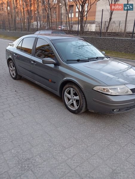Лифтбек Renault Laguna 2001 в Львове