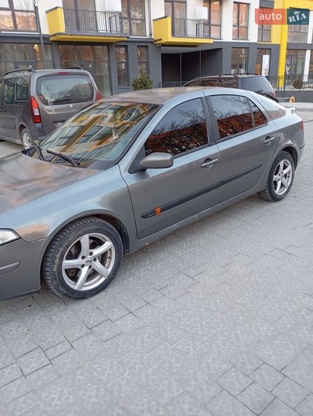 Лифтбек Renault Laguna 2001 в Львове