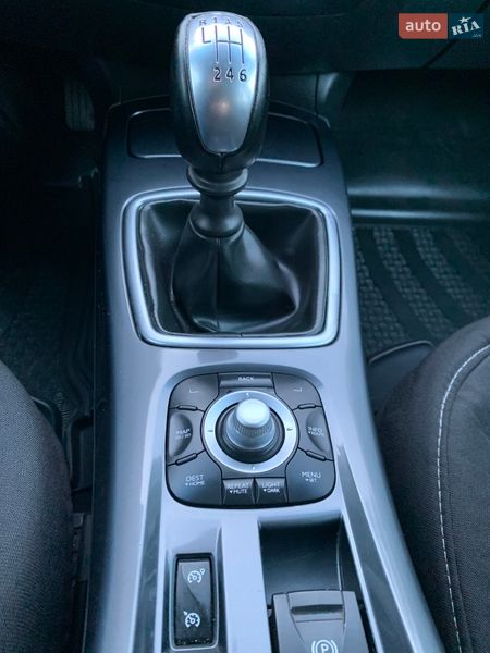 Универсал Renault Laguna 2010 в Остроге