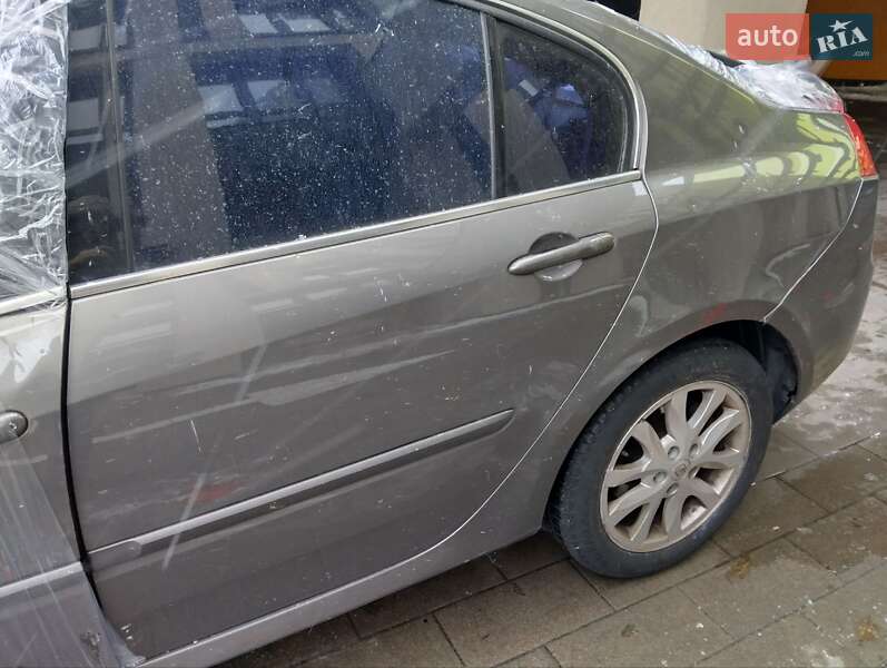 Ліфтбек Renault Laguna 2009 в Києві