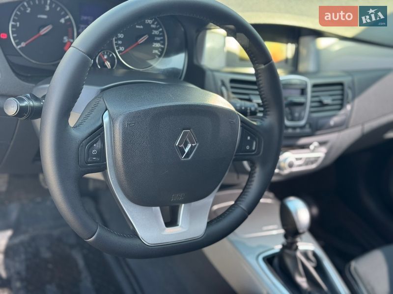 Универсал Renault Laguna 2011 в Черкассах фото 13 Универсал Renault Laguna 2011 в Черкассах