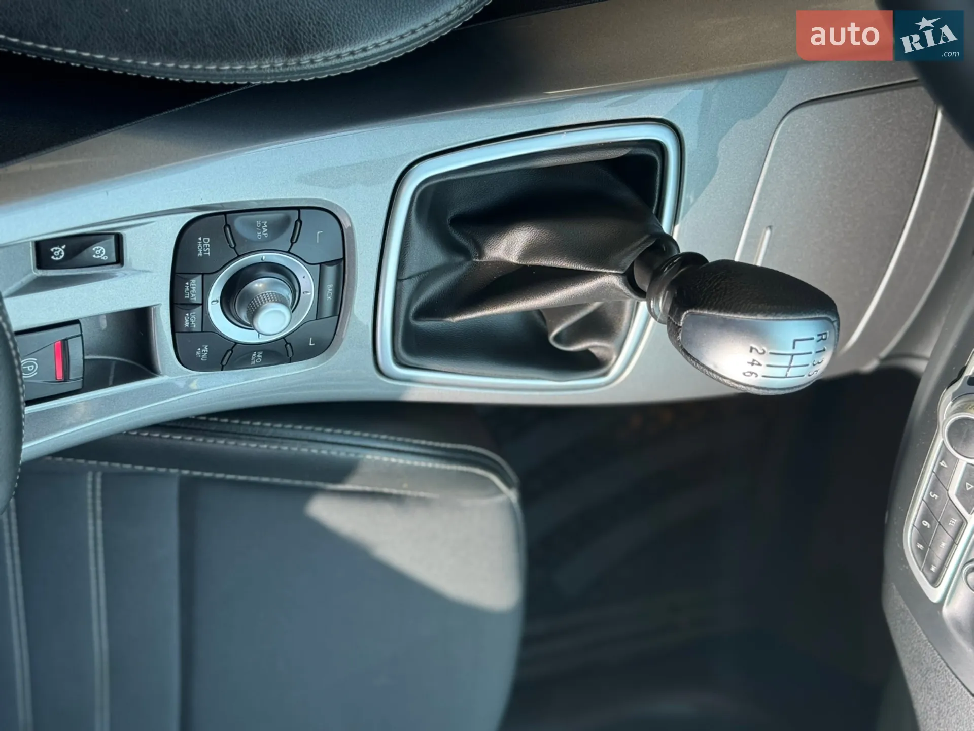 2011 Renault Laguna - мініатюра 19