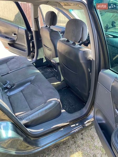 Універсал Renault Laguna 2003 в Вижниці