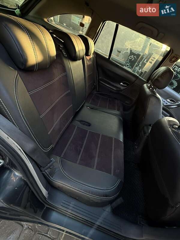 Универсал Renault Laguna 2004 в Баре фото 6 Универсал Renault Laguna 2004 в Баре