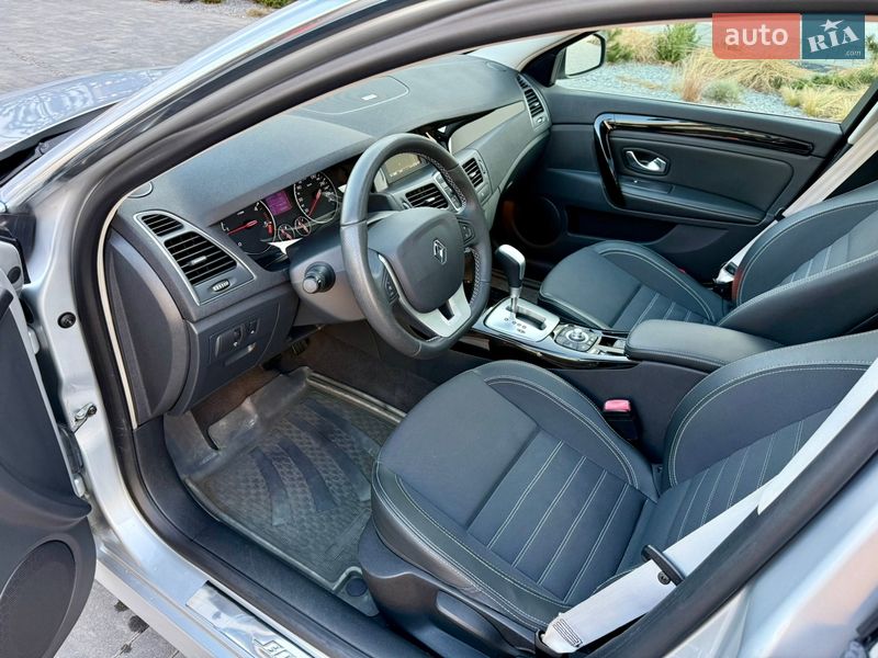 Универсал Renault Laguna 2011 в Луцке