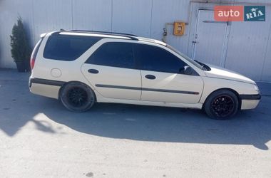 Універсал Renault Laguna 1995 в Золочеві