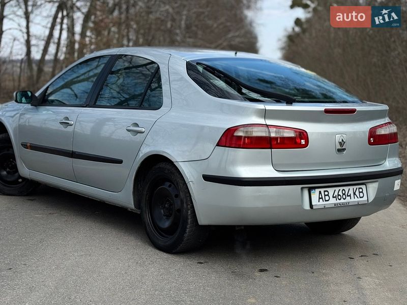 Ліфтбек Renault Laguna 2003 в Немирові