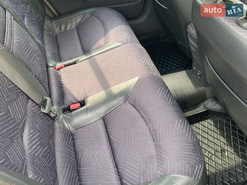 Универсал Renault Laguna 2003 в Ивано-Франковске