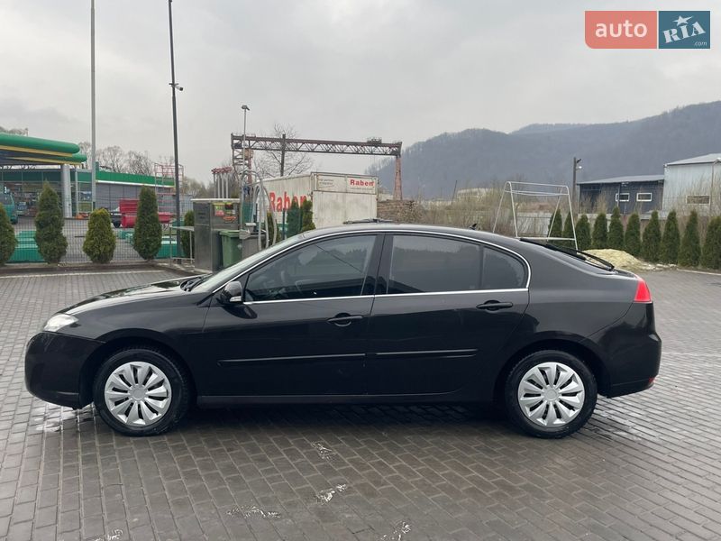 Лифтбек Renault Laguna 2010 в Выгоде фото 3 Лифтбек Renault Laguna 2010 в Выгоде