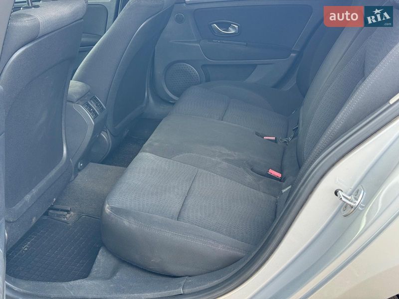 Лифтбек Renault Laguna 2010 в Виннице