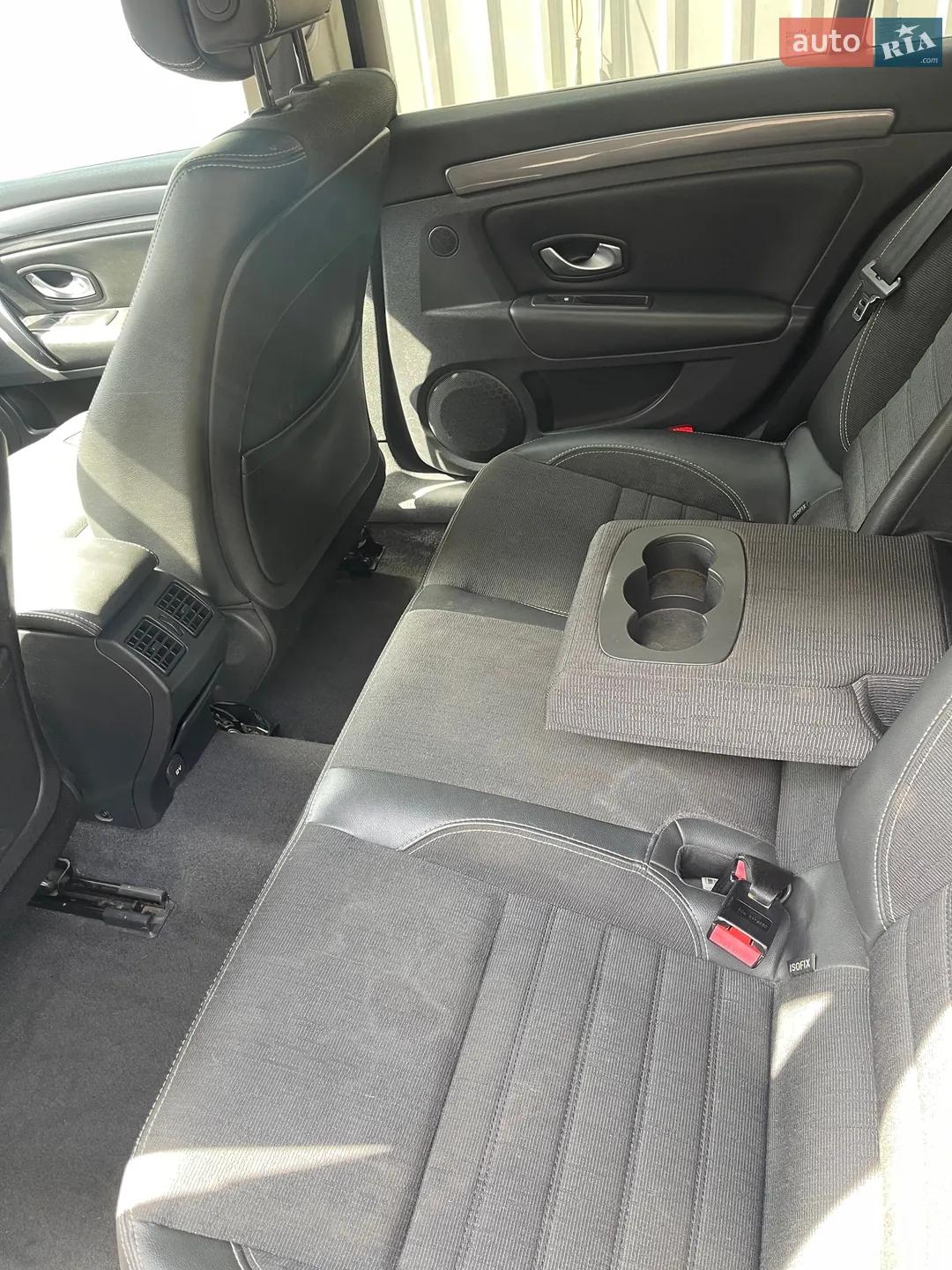 2010 Renault Laguna - мініатюра 33