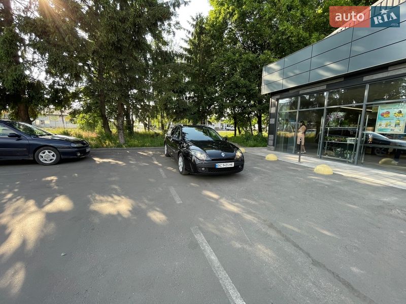 Универсал Renault Laguna 2010 в Шептицькому фото 18 Универсал Renault Laguna 2010 в Шептицькому