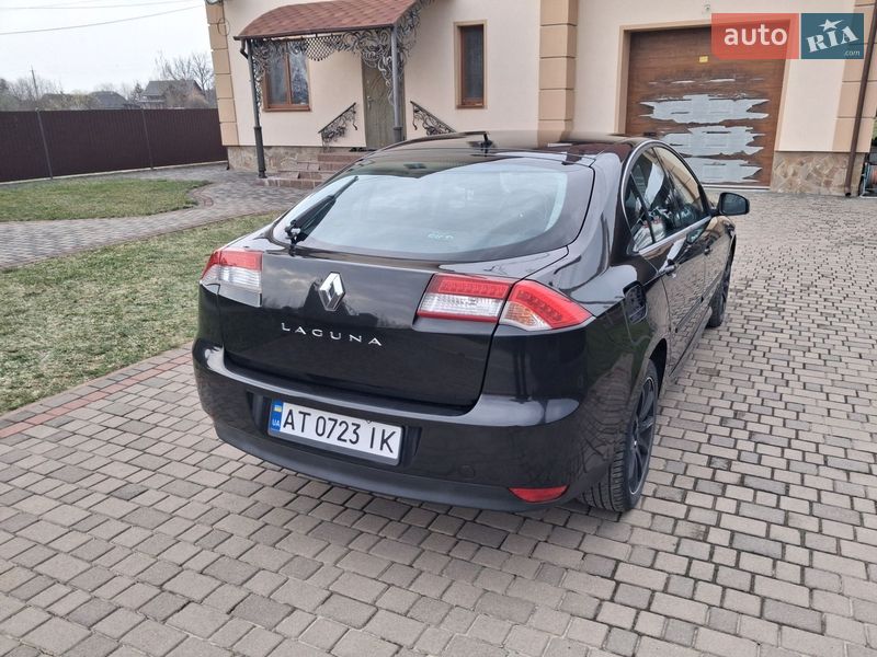 Лифтбек Renault Laguna 2009 в Калуше