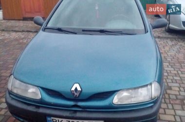 Ліфтбек Renault Laguna 1996 в Славуті