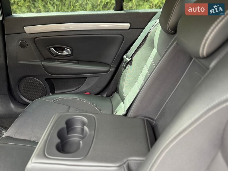 Лифтбек Renault Laguna 2011 в Одессе