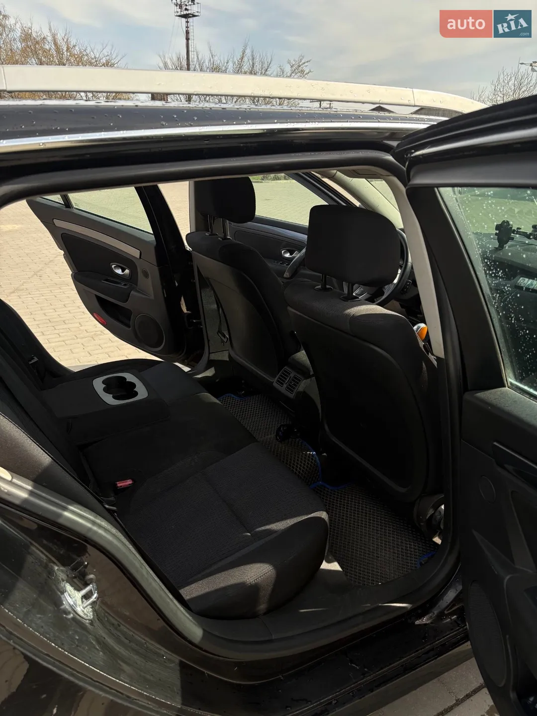2010 Renault Laguna - мініатюра 14