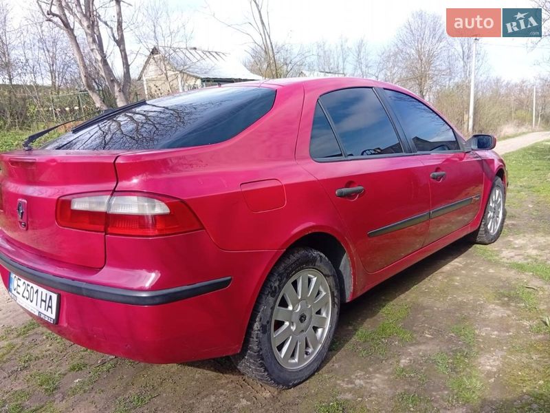 Ліфтбек Renault Laguna 2002 в Чернівцях