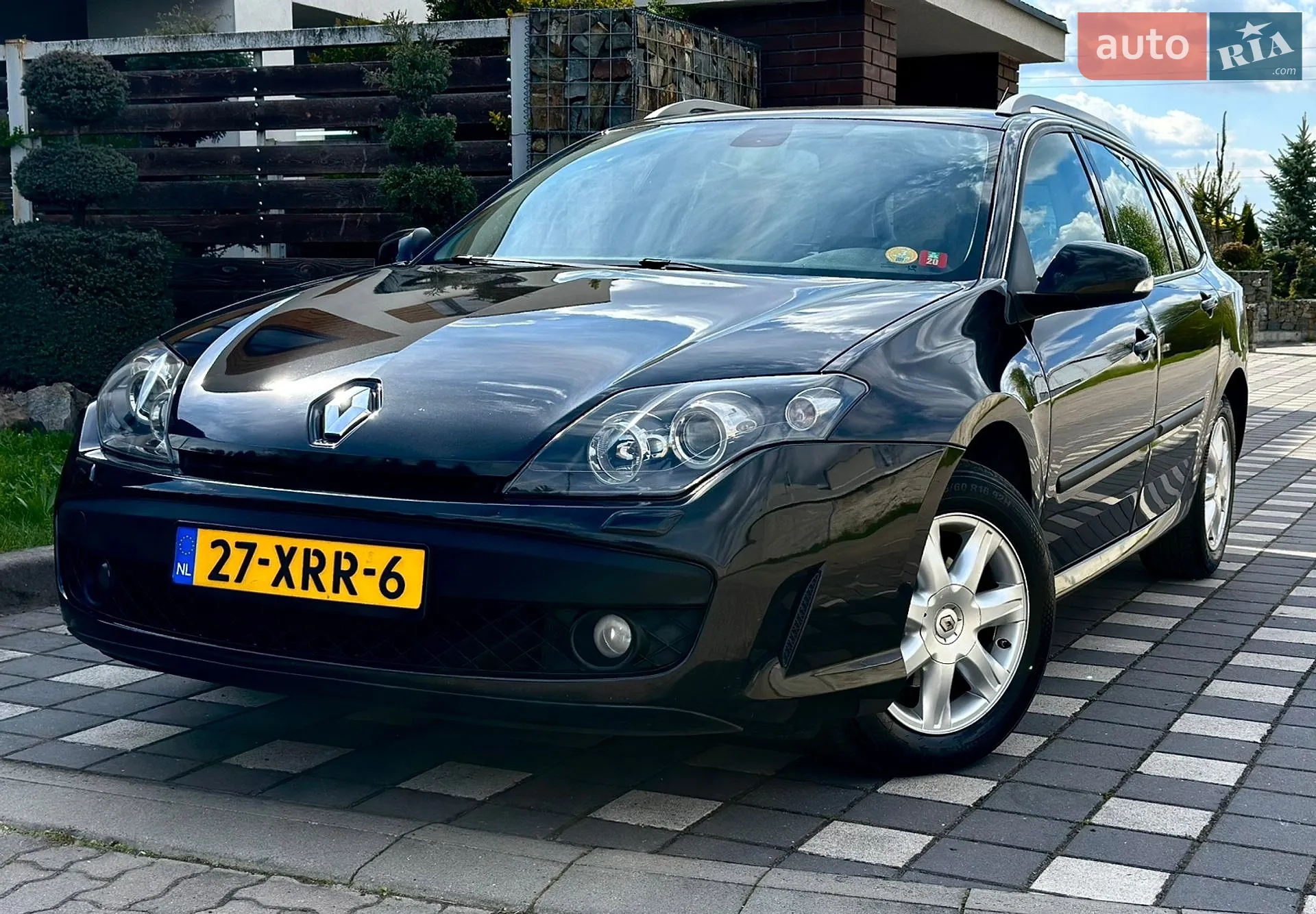 2011 Renault Laguna - мініатюра 69
