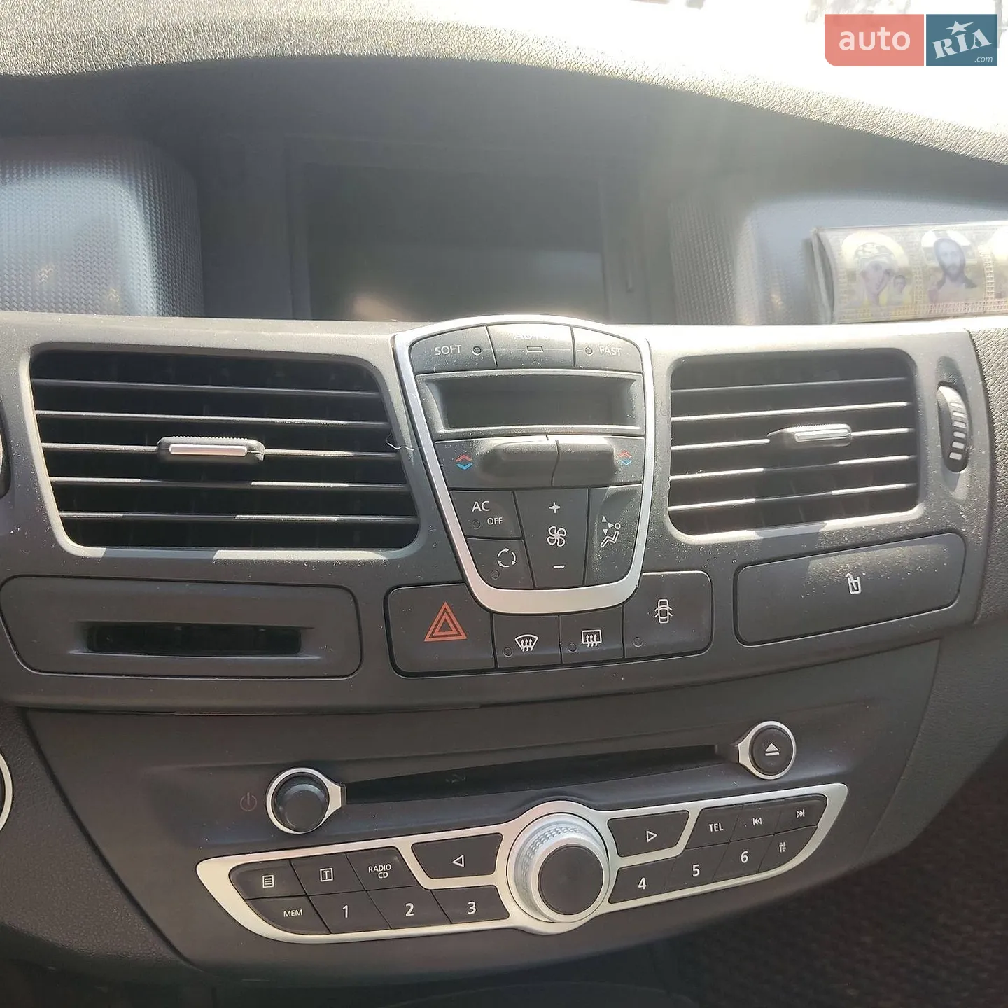 2012 Renault Laguna - мініатюра 10