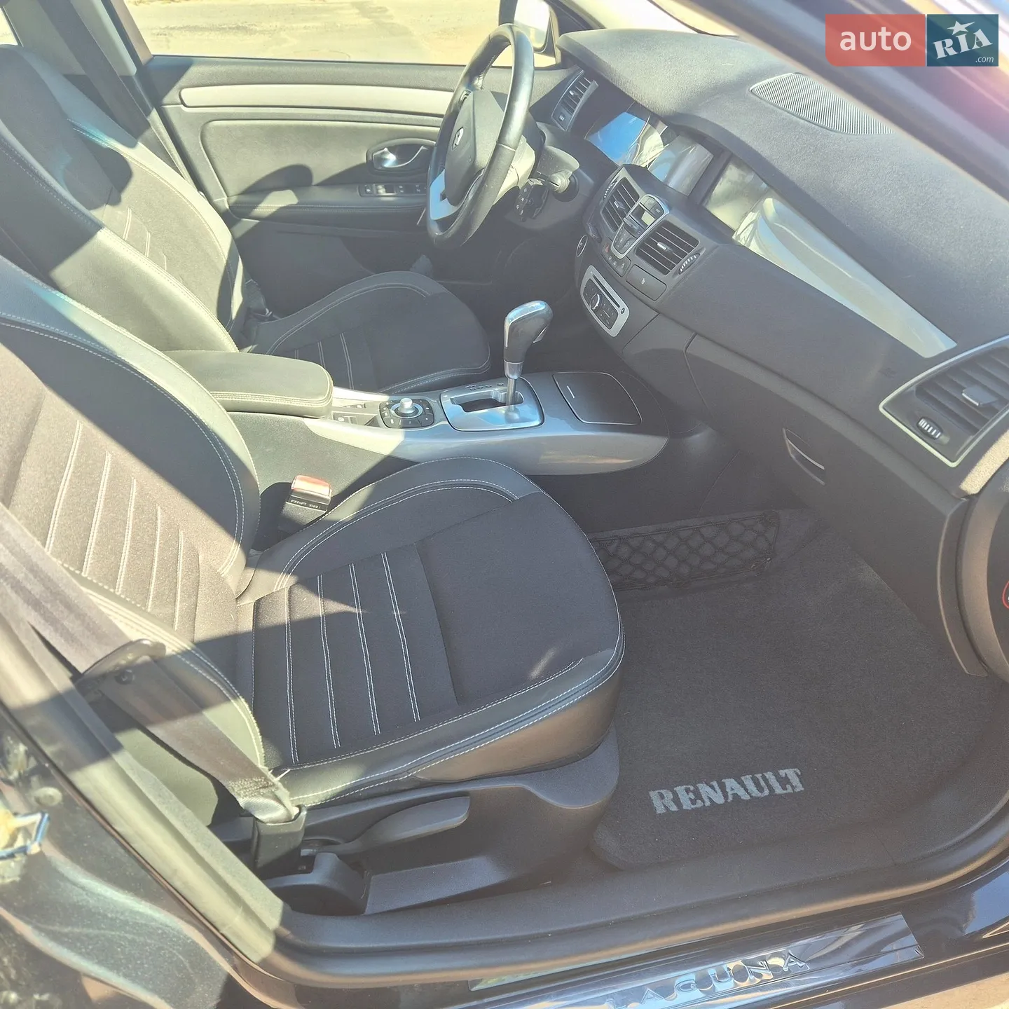 2013 Renault Laguna - мініатюра 22