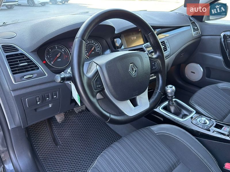 Универсал Renault Laguna 2014 в Дубно