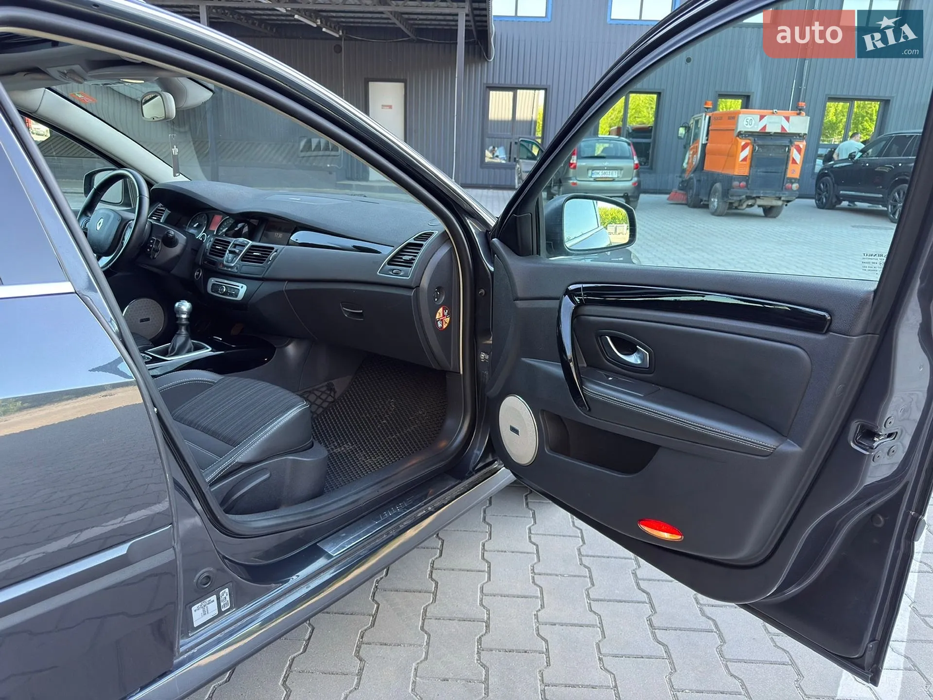 2014 Renault Laguna - мініатюра 37