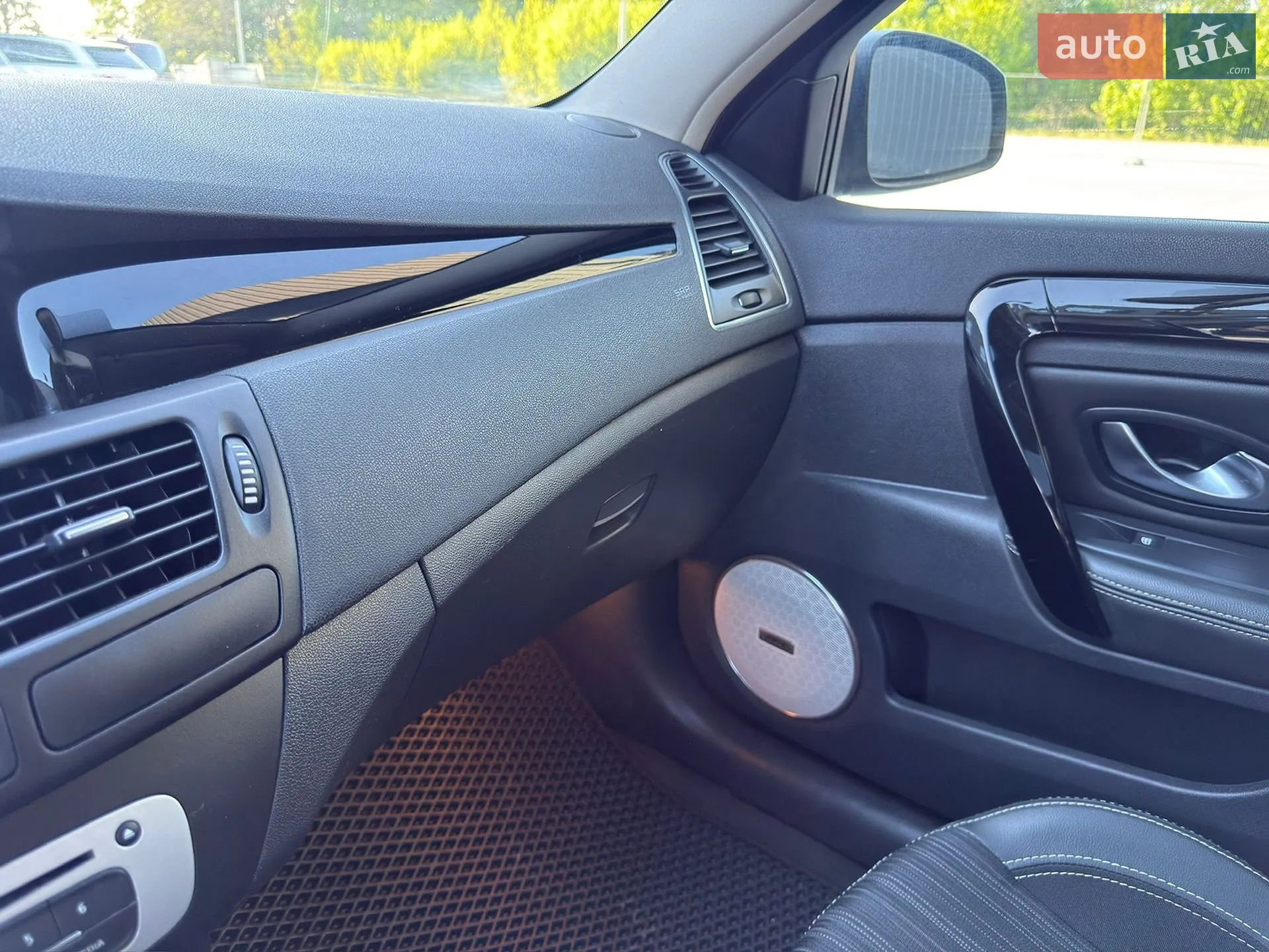 2014 Renault Laguna - мініатюра 54